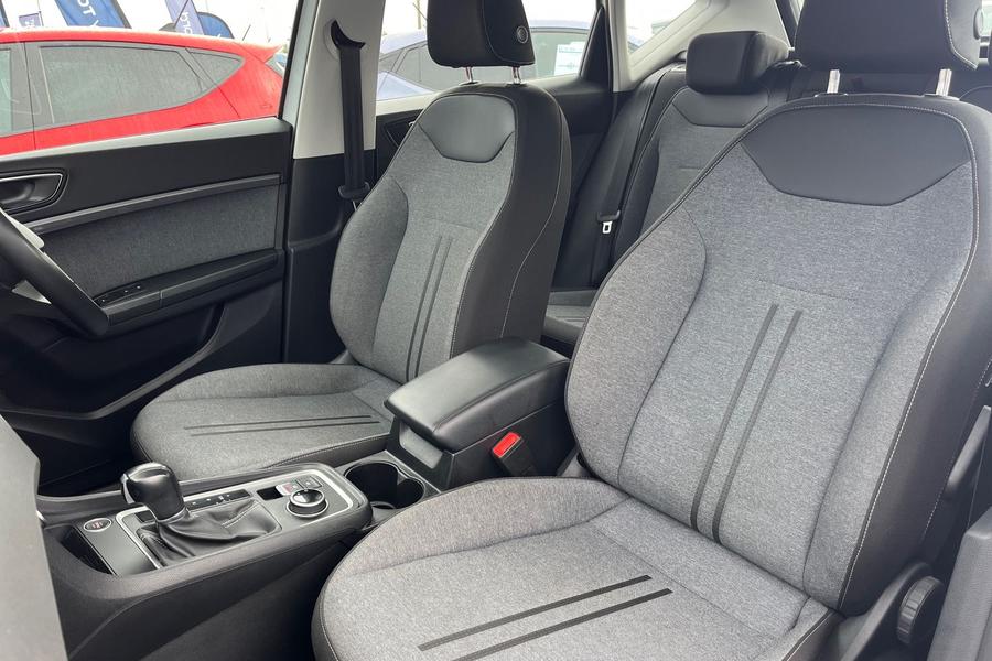 SEAT ATECA Photo autoimg-2cb545b9eab2a21a83a494e36512d522ae45fe34.jpg