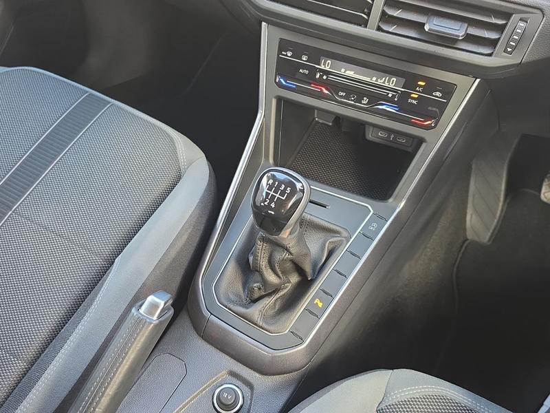 Used Volkswagen Polo PF24HGO 25
