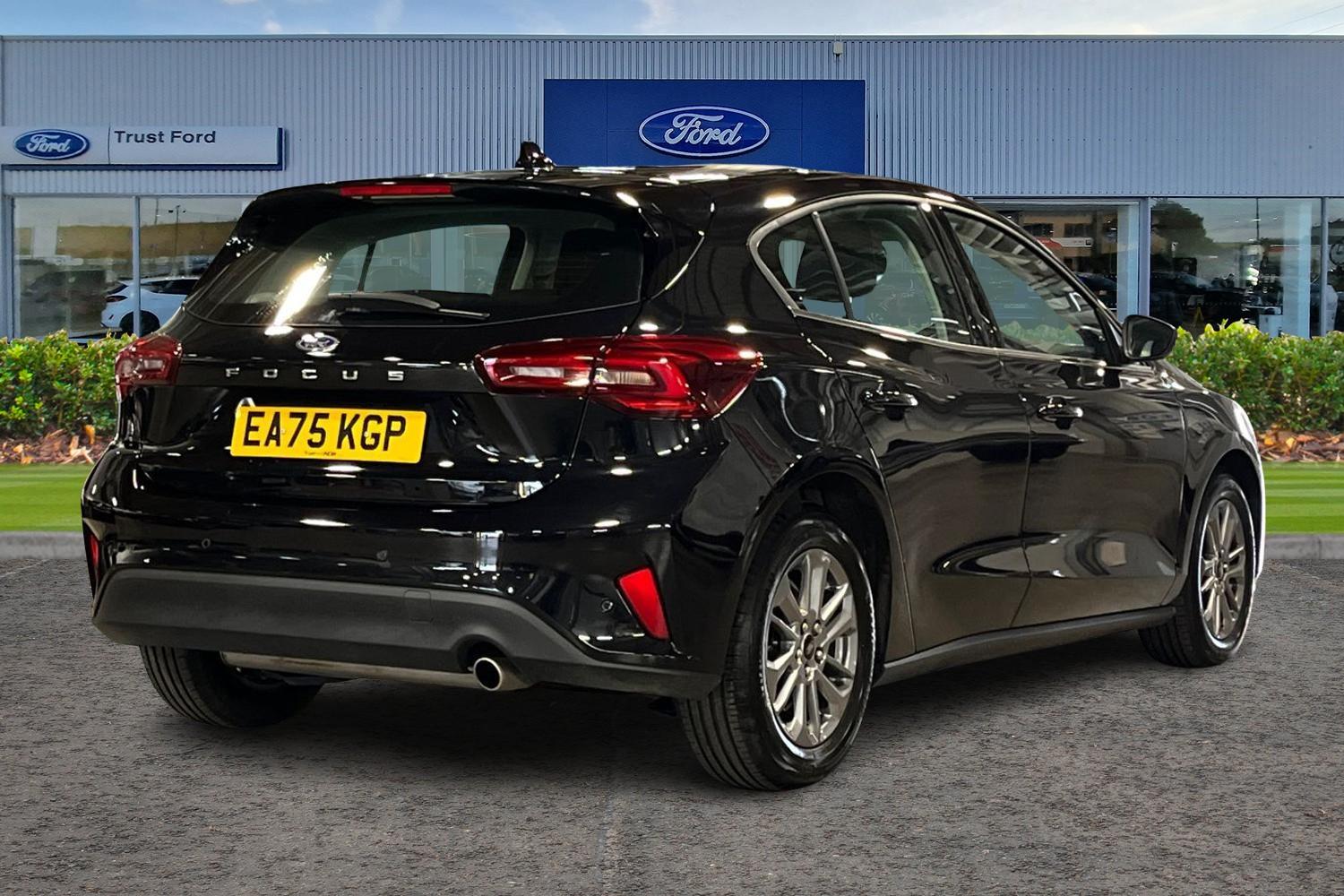 Ford Focus Photo 3