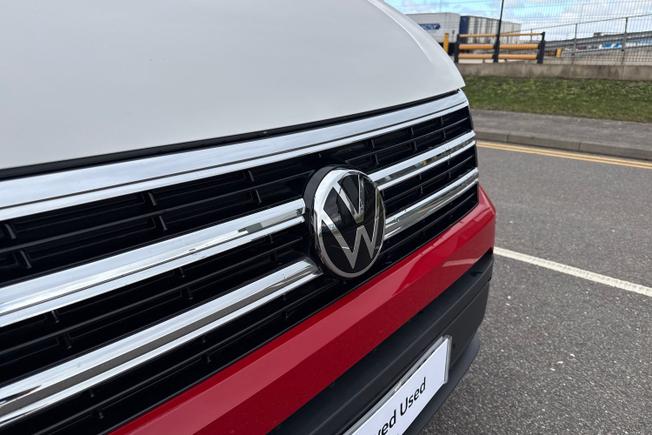 VOLKSWAGEN Grand California Photo 29