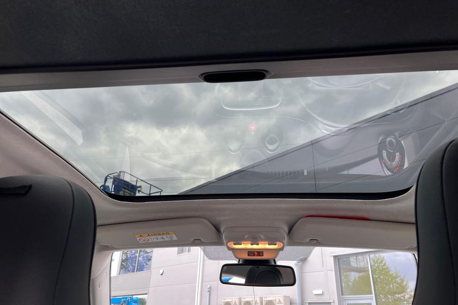 smart FORTWO COUPE Photo autoimg-2cc4e00aa3be33fc8e121bf0d5a40e8c30b5b4cf.jpg