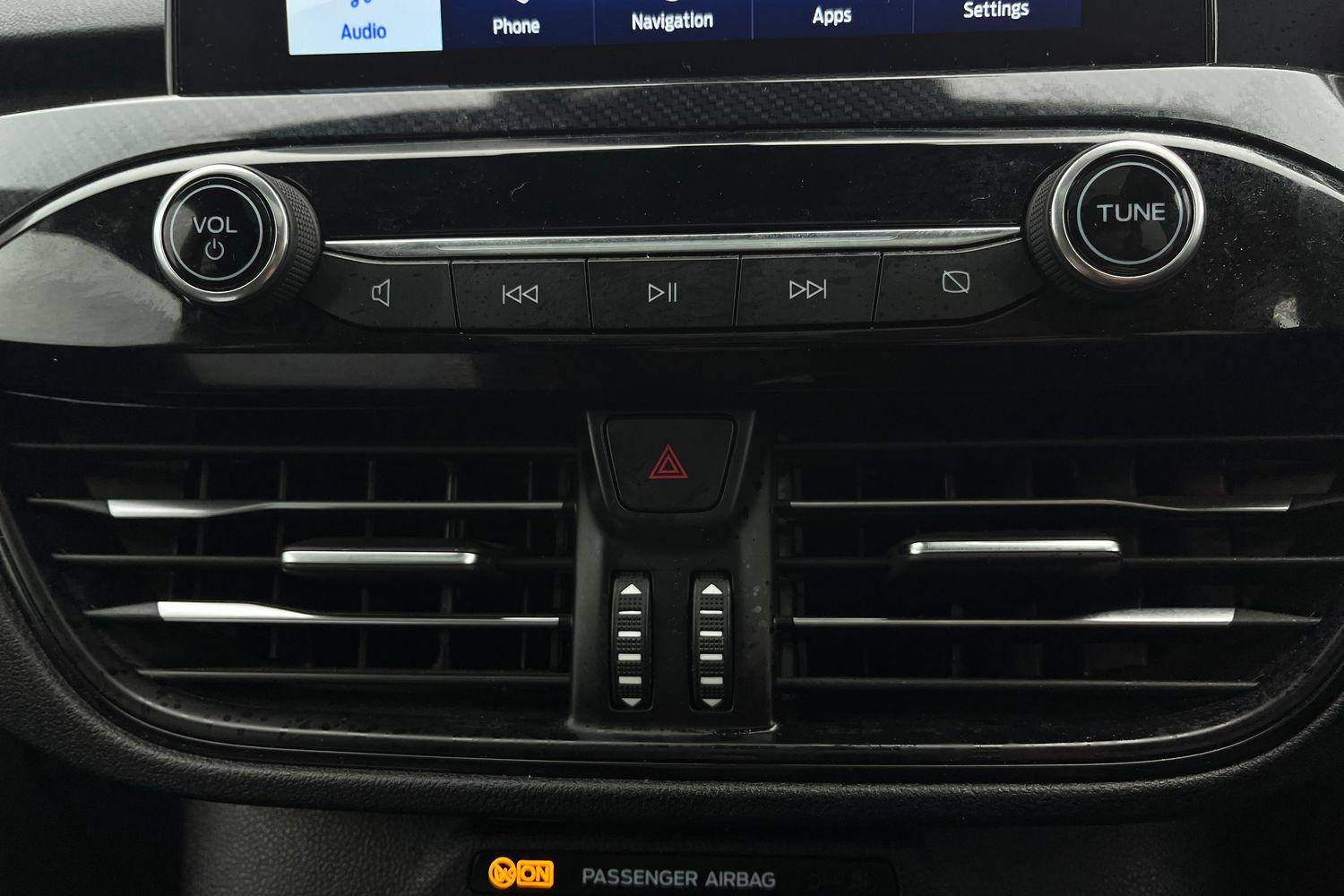 Ford KUGA Photo 27