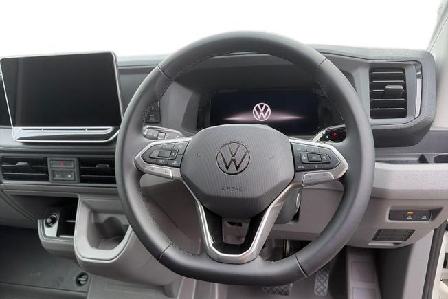 VOLKSWAGEN Crafter Photo 11