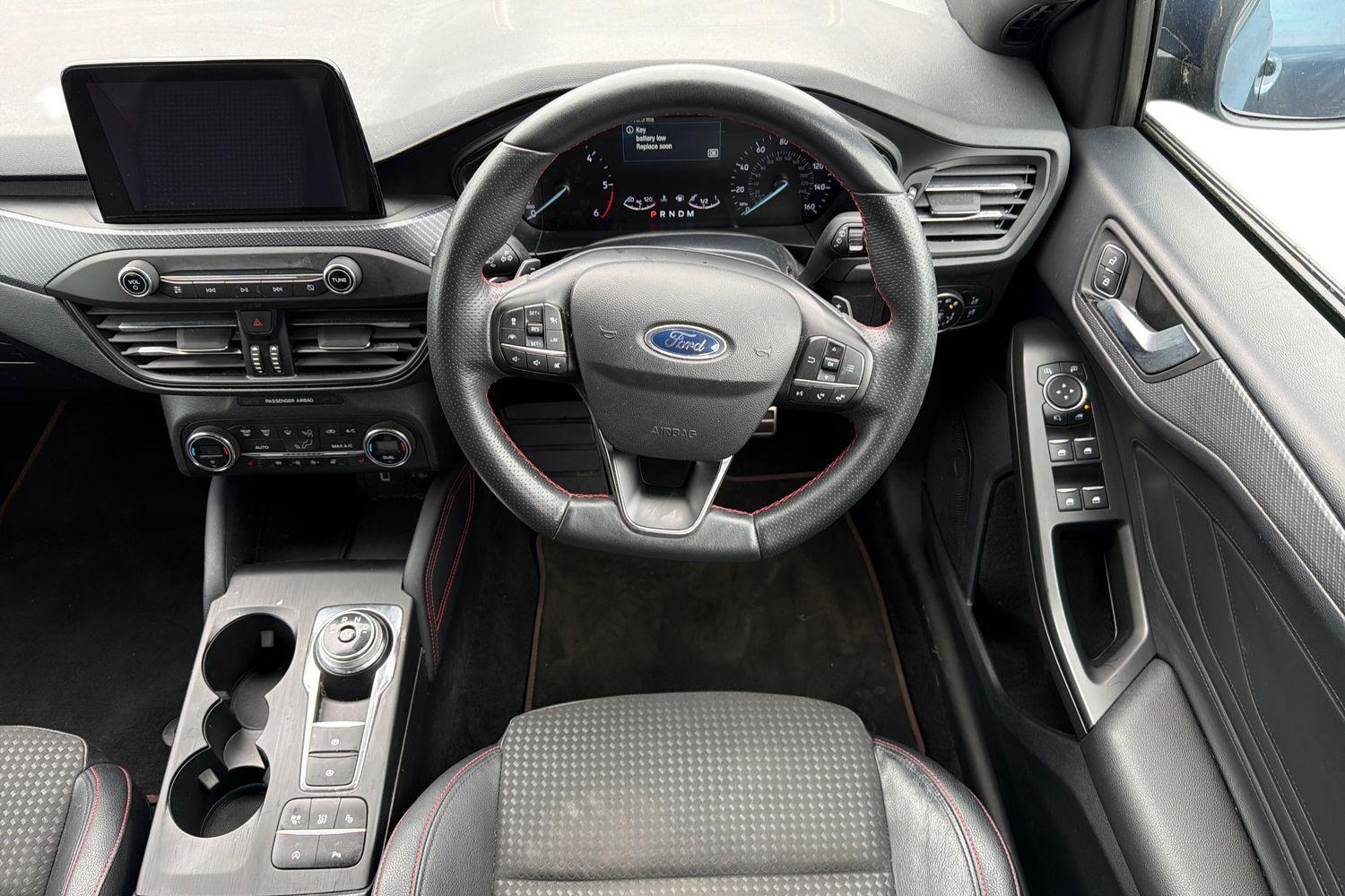 Ford FOCUS Photo 10