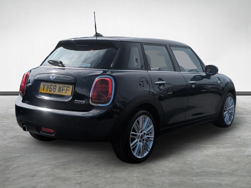 Used MINI Hatch YY68WFF 3