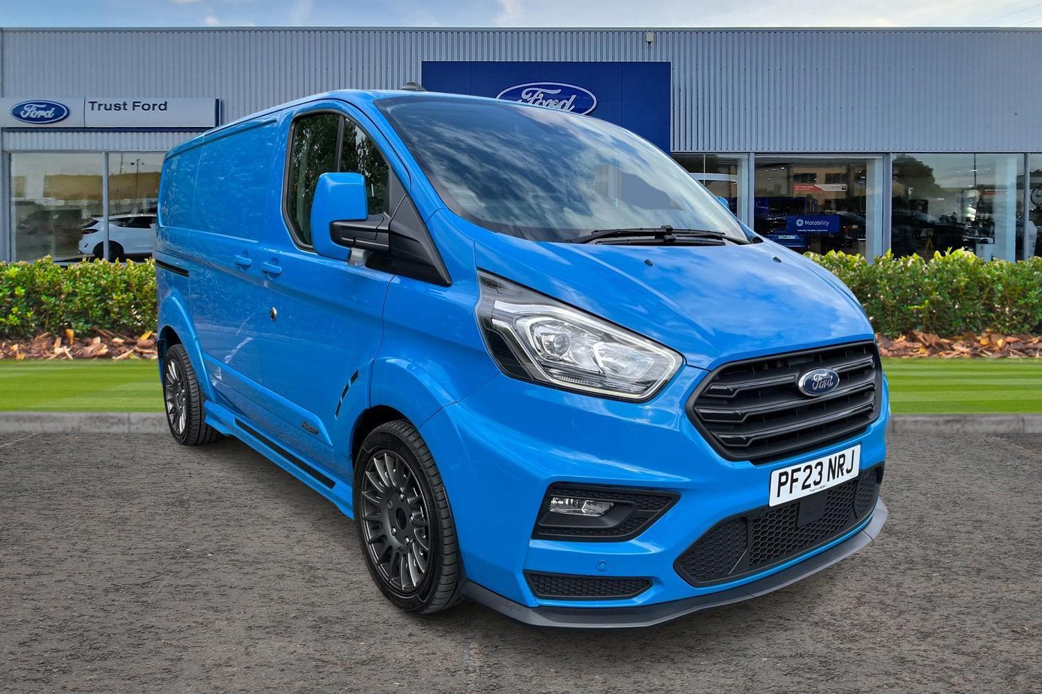 Ford TRANSIT CUSTOM Photo 0