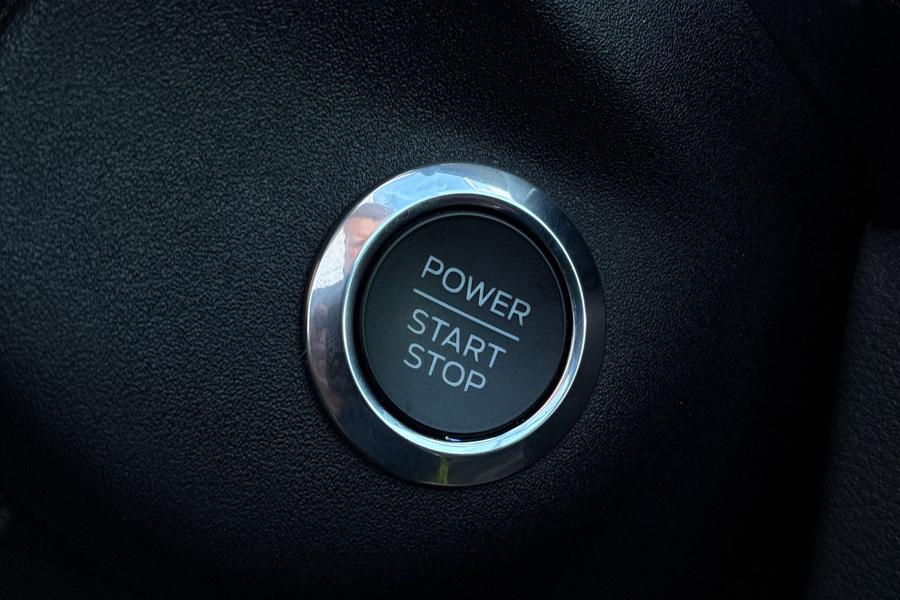 Ford TRANSIT Photo autoimg-2ccd5f4db1a59365cb405e44730af15a40afc7ba.jpg