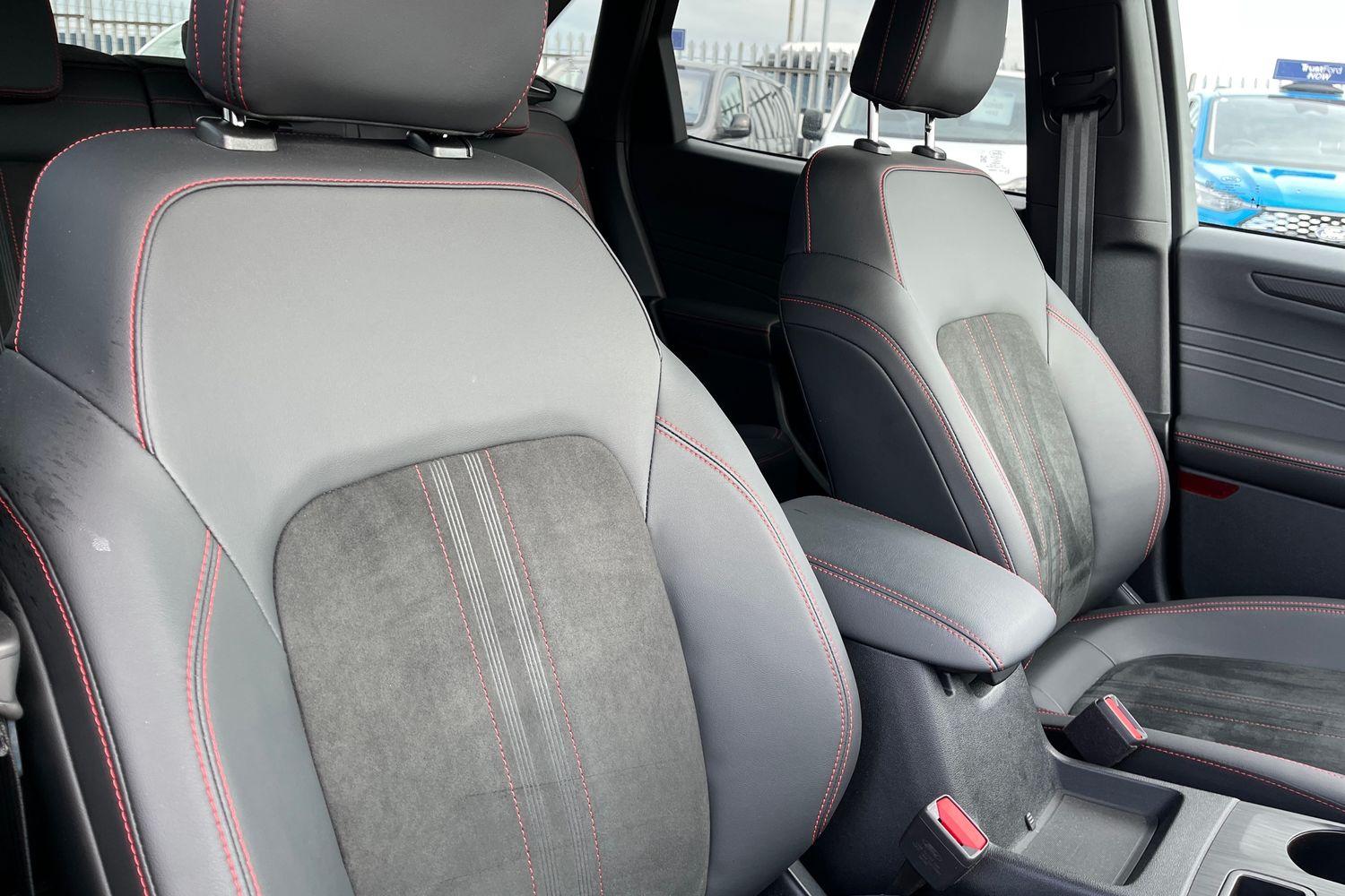 Ford Kuga Photo 16