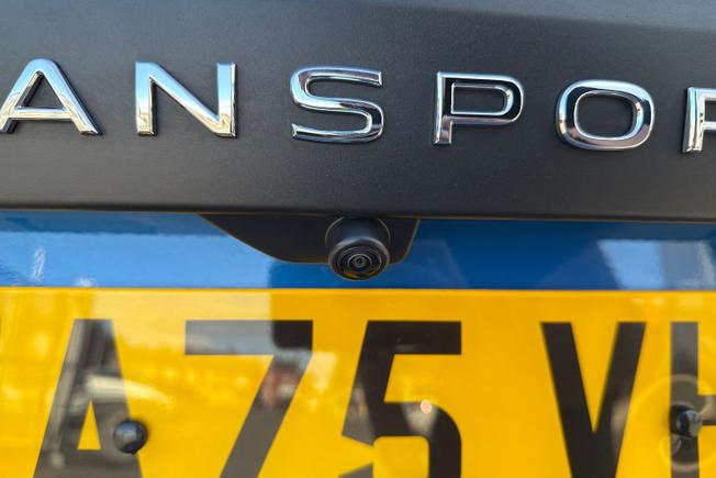 VOLKSWAGEN Transporter Photo 35