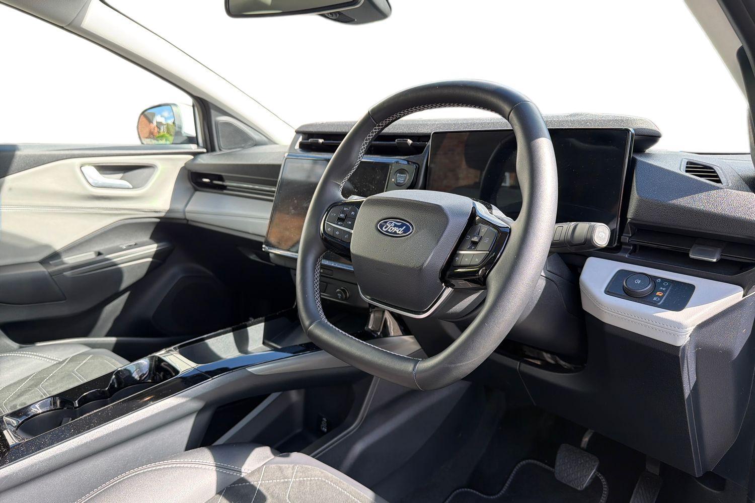 Ford PUMA GEN-E Photo 8