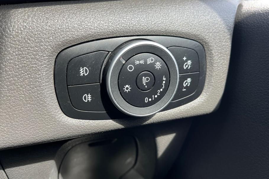 Used Ford TRANSIT CUSTOM HG21LNU 19