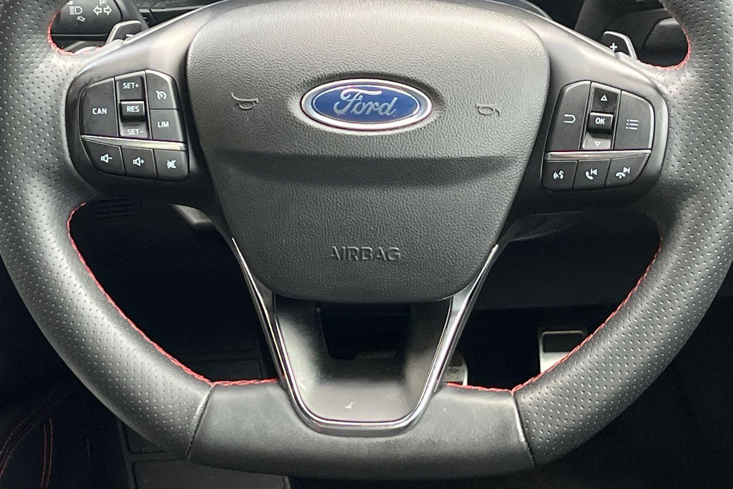 Ford Focus Photo 11