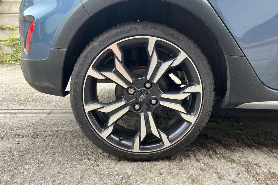 Ford FIESTA Photo autoimg-2ce68e80d1c767944108a6470efb23702cf37092.jpg
