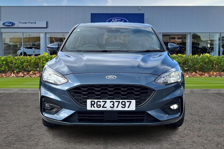 Ford FOCUS Photo autoimg-2ce919d7992cd81849e286885e19250d013702c7.jpg