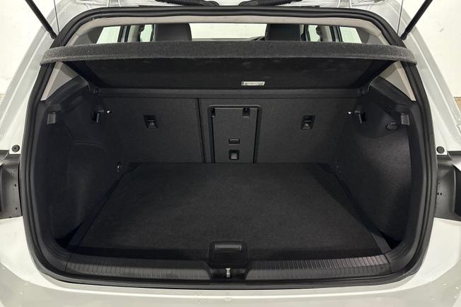 VOLKSWAGEN Golf Photo 12