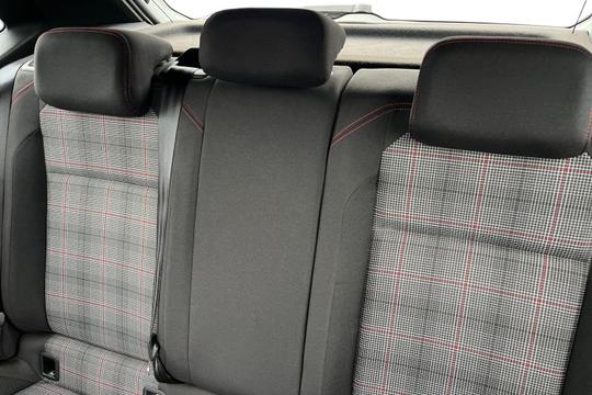 Volkswagen Polo Photo autoimg-2cebe928aa6a2b1081bddae69097b63e00653328.jpg