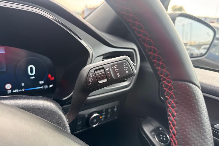 Ford KUGA Photo autoimg-2ced5965d60dfee489c7c1a66d0852ab4d3aeab7.jpg