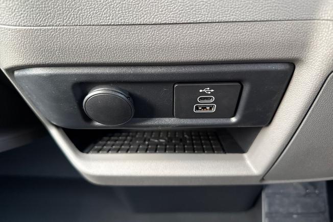 Volkswagen E-Transporter Photo 24