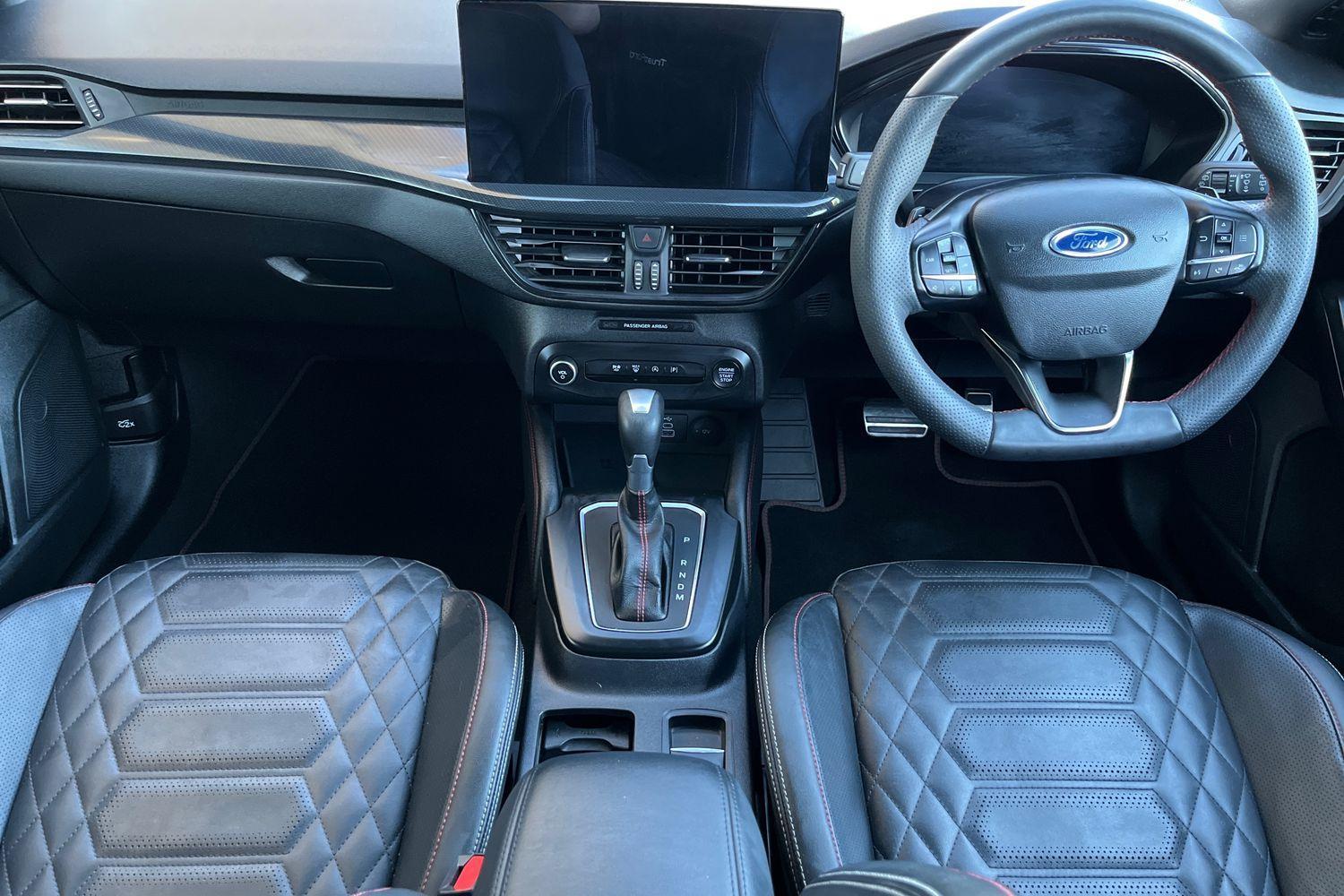 Ford FOCUS Photo 9