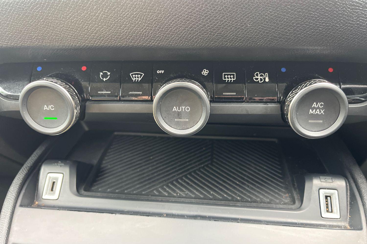 Citroen C4 Photo 32