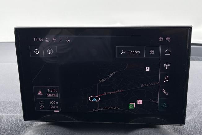 Audi Q2 Photo 14