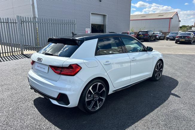 AUDI A1 Photo 24