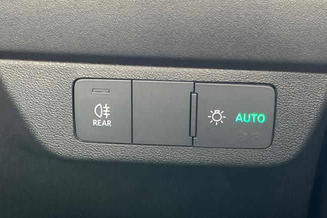 AUDI Q4 E-Tron Photo 32
