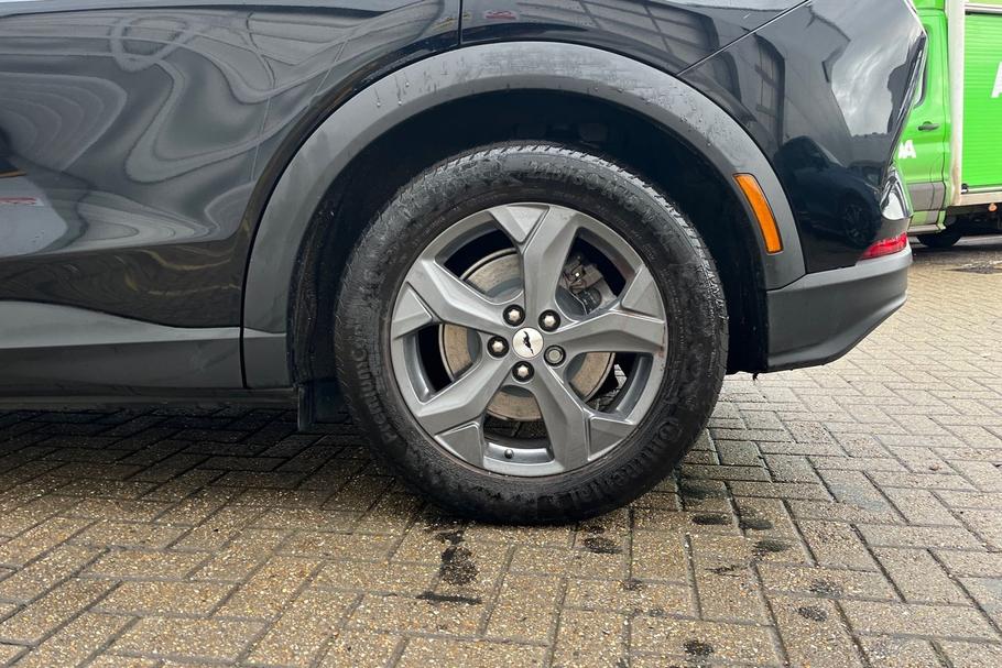 Used Ford MUSTANG MACH-E 8