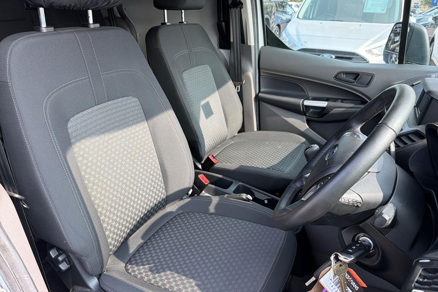 Ford TRANSIT CONNECT Photo autoimg-2d07d186da918c40a67284a4361b82b367c9ab30.jpg