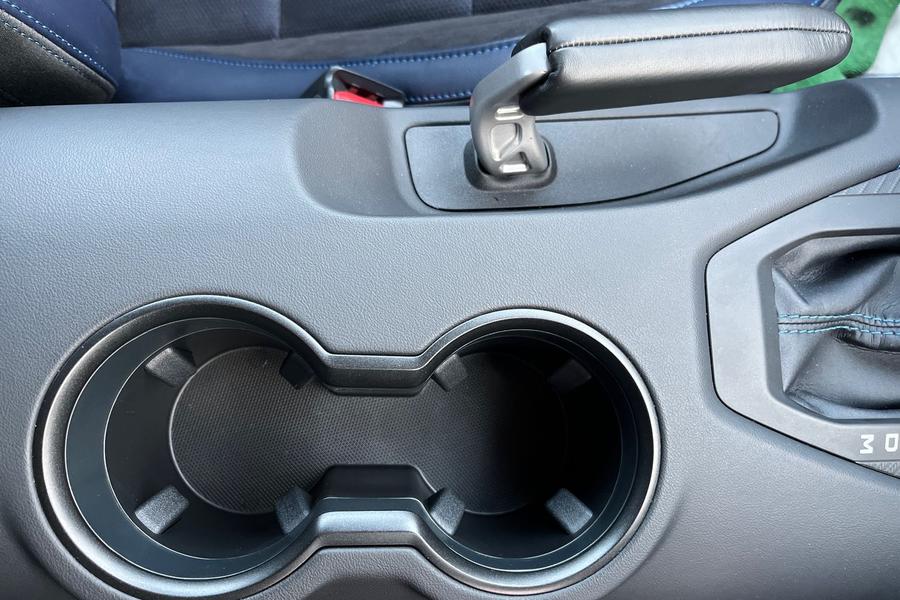 Ford MUSTANG Photo autoimg-2d08814b0283eb0c3667d3e1037b042cbb57cff7.jpg