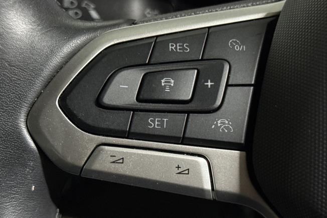 VOLKSWAGEN Polo Photo 16