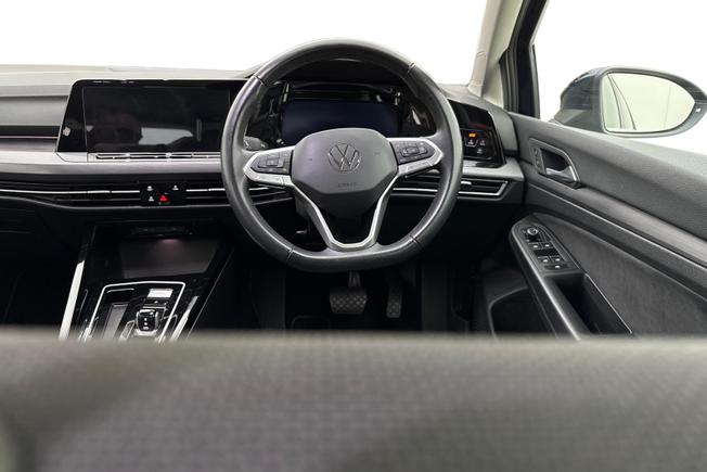 VOLKSWAGEN Golf Photo 11