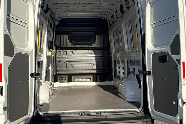 Volkswagen Crafter Photo 12