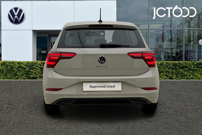 VOLKSWAGEN Polo Photo 7