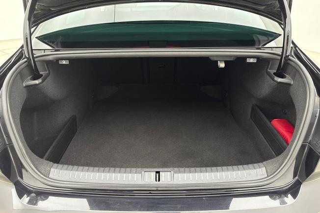 Volkswagen Passat Photo 12