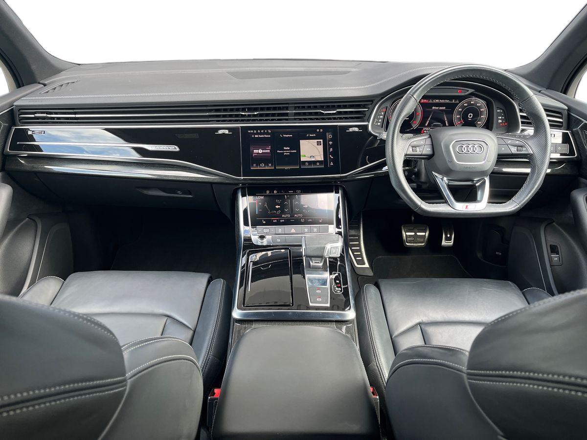 Audi Q7 Photo autoimg-2d0cd94499af141943dbbda968da2a3547b1bf09.jpg