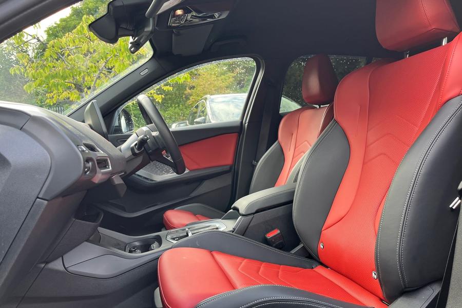 BMW 1 SERIES Photo autoimg-2d0f698c699fc596a406d985acc9755b344b6e6b.jpg