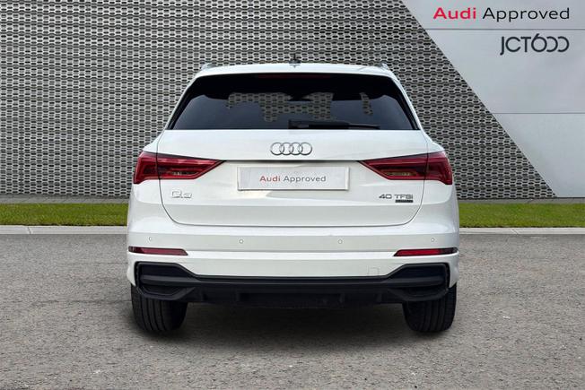 AUDI Q3 Photo 7