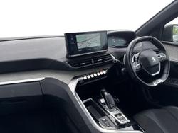 Peugeot 5008 Photo 2