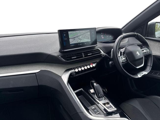 Peugeot 5008 Photo 2