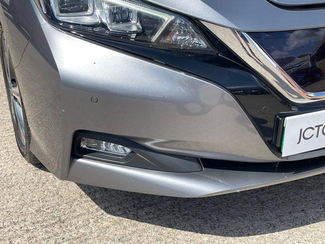 NISSAN Leaf Photo 21