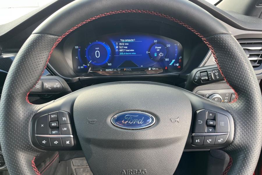Ford Kuga Photo autoimg-2d16abf7550f162e507ba7c4025fb10e0ad11b00.jpg