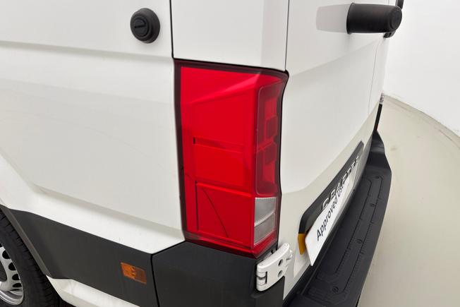 VOLKSWAGEN Crafter Photo 18