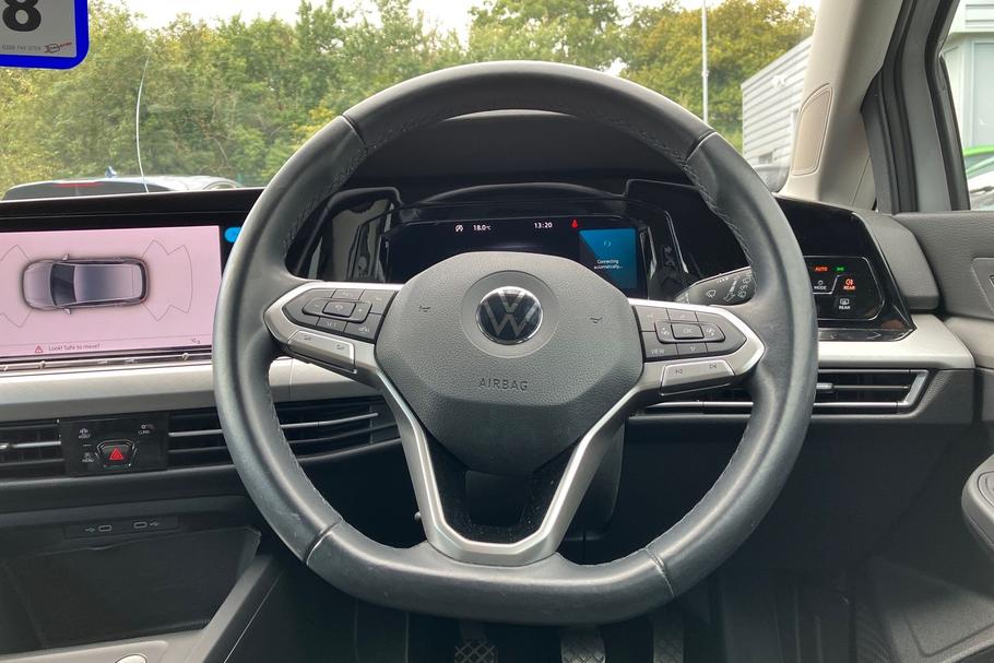 Used Volkswagen GOLF 12