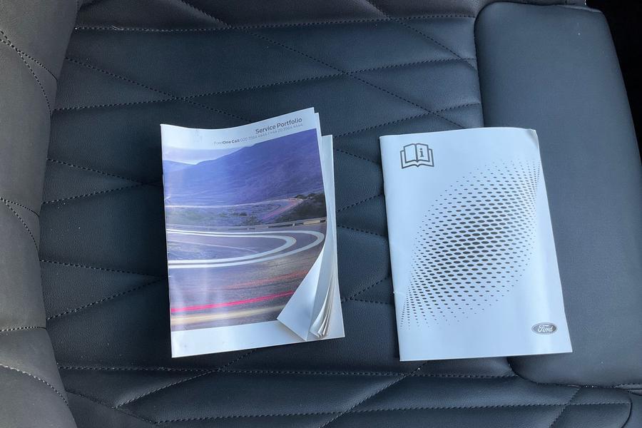 Ford Explorer Photo autoimg-2d1db3b88a87a182a6f6ab34e308396652eadbac.jpg