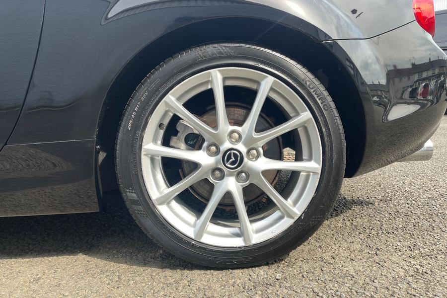 Mazda Mx-5 Roadster Coupe 2.0i Sport Tech 2dr Photo autoimg-2d2029a4404fe633baf9d56d743b9c996a9b9ff8.jpg
