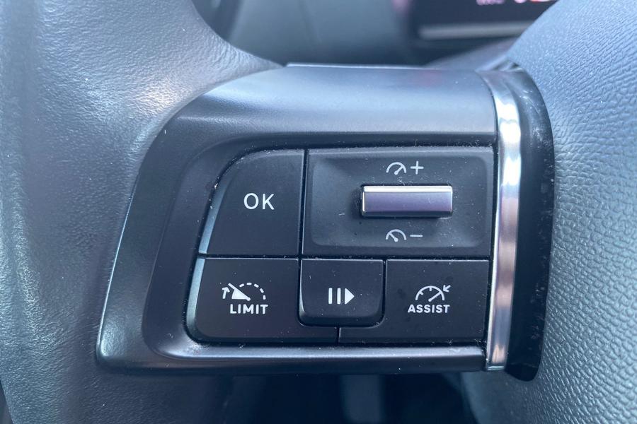 Citroen C4 Photo autoimg-2d286f4d096f6fa4e7204f5199f69254a87038dd.jpg