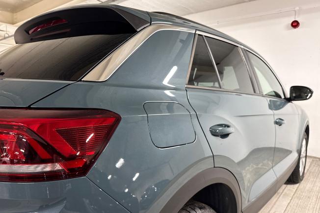 VOLKSWAGEN T-Roc Photo 33