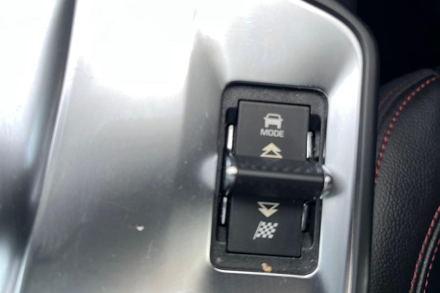 Jaguar E-PACE Photo autoimg-2d2f813b91a215916bcec72e2a524a426f297d14.jpg
