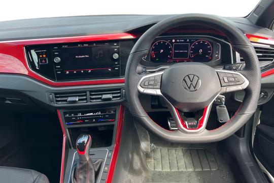 Volkswagen Polo Photo autoimg-2d317c4b06935f4fa59255f9bda852d97648fbc1.jpg